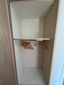 Sejours chez l'habitant Chambre lumineuse : photos des chambres
