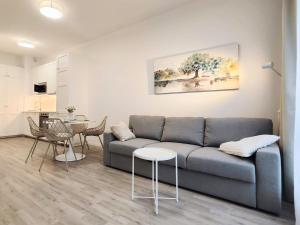 Wings - Brand New - Presidential Garden - Free Parking