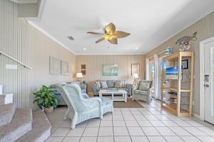 Hayley House at Beachside #12