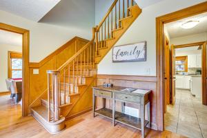 Large Dahlonega Home, Ideal for Family Gatherings!