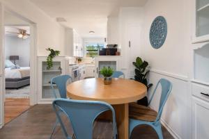 Luxe 1-bedroom Apartment w Hot Tub