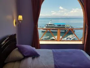 Hostal Phaxsi - Isla del Sol