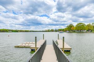 Lakefront Troutman Home with Private Dock and Slip!