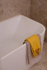 Honeyeater Hidden Gem - 2BR Central Quiet