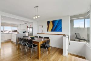 Absolute Luxury Beachfront - Middleton - BYO Linen