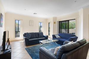 Relax on Charles St - 4A Charles Street Port Elliot - BYO Linen