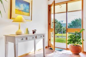 3 Seagull - BYO Linen - Beachfront Sand Dunes