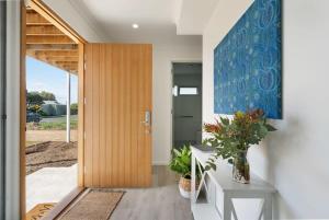 5 Tabernacle Rd Encounter Bay- No Linen Included