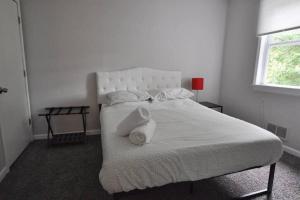 Housepitality - Franklinton Manor - Spacious