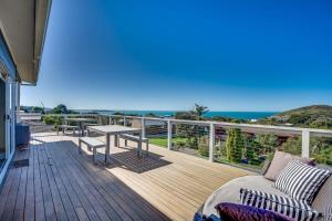 8 Davies St Encounter Bay - No Linen Included - Wi-Fi - Sea Views