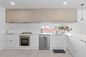 Grantley Haven Victor Harbor spacious home with games room - No Linen Included