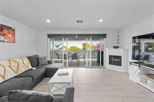 Grantley Haven Victor Harbor spacious home with games room - No Linen Included