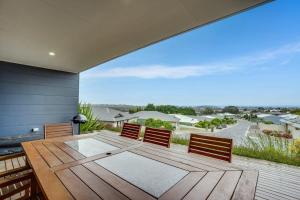 Serendipity - 27 Shields Crs Encounter Bay - No Linen Included