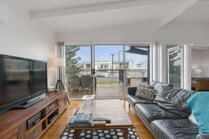 Tee and Tide Retreat - Linen Included