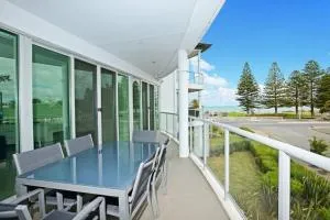 Gallery 7 - Town Centre - Wi-Fi - Linen Included - McCracken