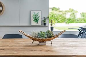 42 Billabong - A Slice of Heaven - Dog Friendly - Golf Course - Linen Included