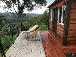 Acogedora Cabaña lindo atardecer - Pavas