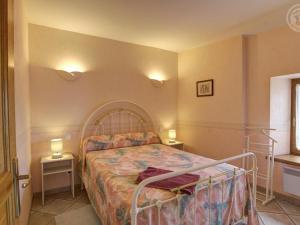 Gîte cosy 1 ch. avec jardin, animaux admis, rando et patrimoine aux Monts du Forez - FR-1-496-45