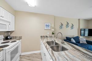 Amazing Gulf Views, King Bed, Family Friendly!