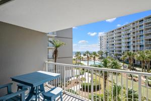 Amazing Gulf Views, King Bed, Family Friendly!