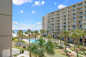 Amazing Gulf Views, King Bed, Family Friendly!