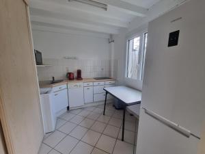 Villa à Seignosse: Plage à pied, Terrasse, 3 Chambres, Quartier calme - FR-1-239-1036