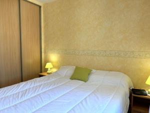 Maison de plain-pied avec jardin clos, véranda, terrasse et barbecue, près de St Gilles Croix de Vie - FR-1-224-811