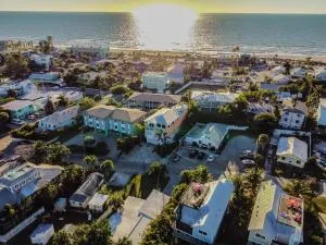 Playa Esmeralda Home! Bradenton Beach Now Open!!! - Cortez