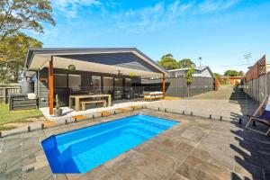 Pool Side Point Oasis - Heated Plunge Pool