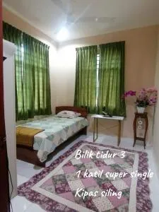 Homestay Noor Mak Lagam - Kampong Geliga