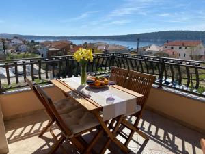 Apartment M&A with sea view 