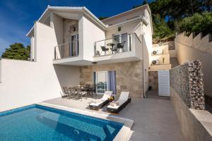 Villa Korkyra - Happy Rentals