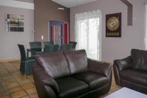 Country villa - Sleeps 8 - Mimosa view