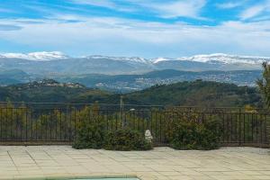 Villas Country villa - Sleeps 8 - Mimosa view : photos des chambres