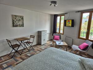 Appartements La Brionnaise Studio : photos des chambres