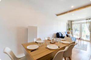 Appartements Charmant T4 : photos des chambres