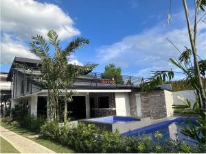 Villa Royale Resthouse and Resort