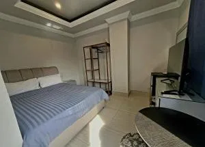 Halla Hotel - Santol