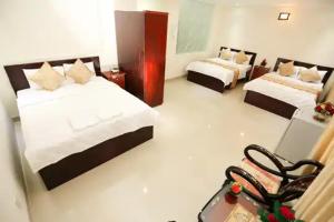 Queen Hotel NT - by BAY LUXURY