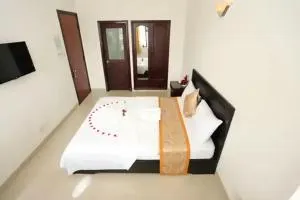 Queen Hotel NT - by BAY LUXURY - Cam Lâm