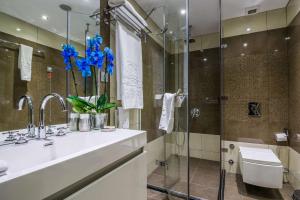 Deluxe Studio with Terrace - Non-Smoking room in Olives City Hotel