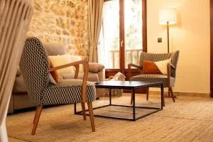 Acogedor chalet adosado con entrada independiente - Lamadrid