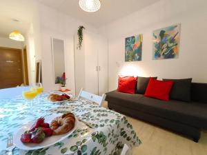 Monisimo apartamento en centro histórico de Málaga con parking