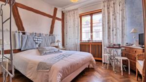 Appartements & Chambres Les Loges du Capucin : photos des chambres
