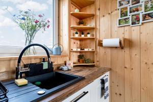 Domek wczasowy z dostępem do Mini zoo Donkeyszot