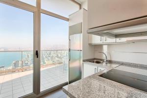 Luxury apartment on the 40th floor with amazing views