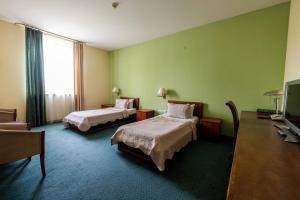 Standard Twin Room room in Ararat Hotel