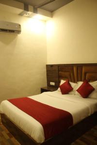 Hotel Siddharth Residency- Siddharth Nagar, Goregaon West