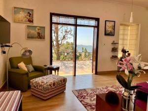 The Luxe Life apartment, The Umri Lansdowne