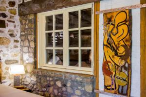 Roxani Aqua Bliss - Serene Garden Getaway